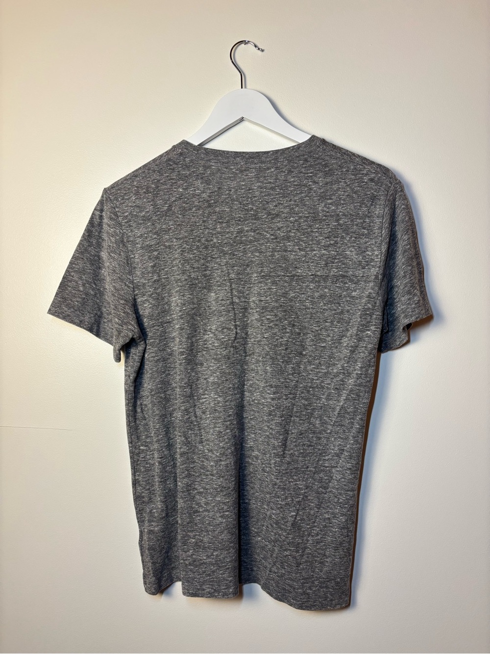 Old Navy Gray Short Sleeve Graphic Budweiser Tee with Red and Blue Print, size S - Picture 3 of 7